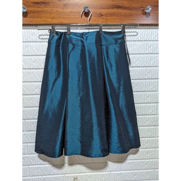 J.R.Nites Caliendo Women's Blue/Green 2 Pc Set Taffeta Pleated Skirt & Wrap Top - Picture 4 of 7